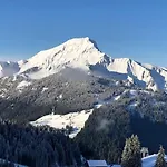 A304 La Perle De Savoie Шатель